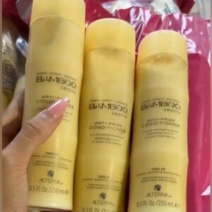 Alterna Bamboo Smooth Anti-Frizz Conditioner - Yellow Bottle